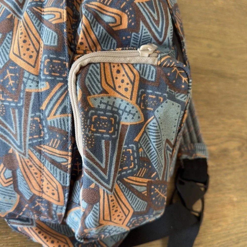 KAVU Rope Bag Sling Backpack Mesa-Southwestern Geometric Tribal Blue Orange